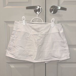 Lululemon Pace Rival Mid-Rise Regular Length Skirt Size 10!